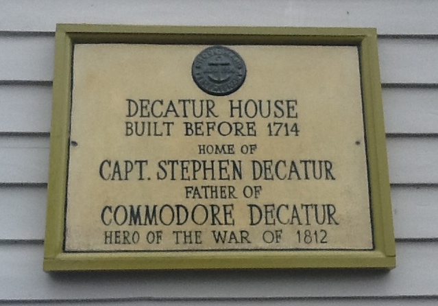 The plaque at the Decatur House.